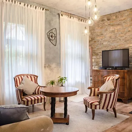 Kohaz Apartman Lejlighed *