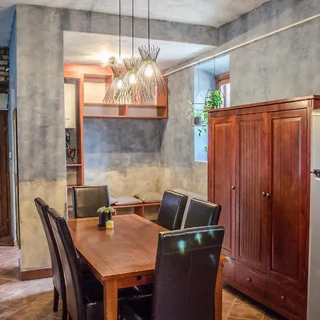 Kohaz Apartman شقة